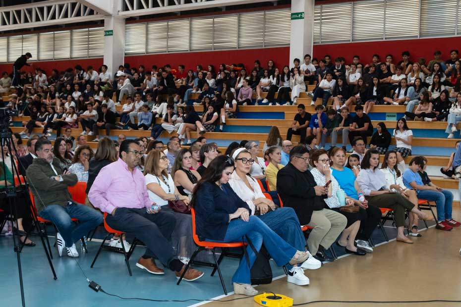 Ir a la Siguiente Foto