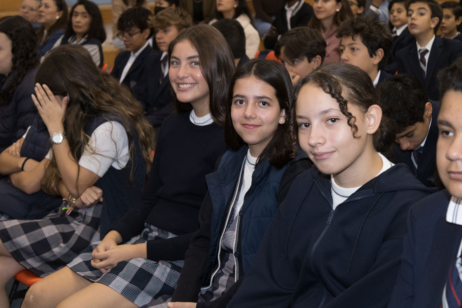 Ir a la Siguiente Foto