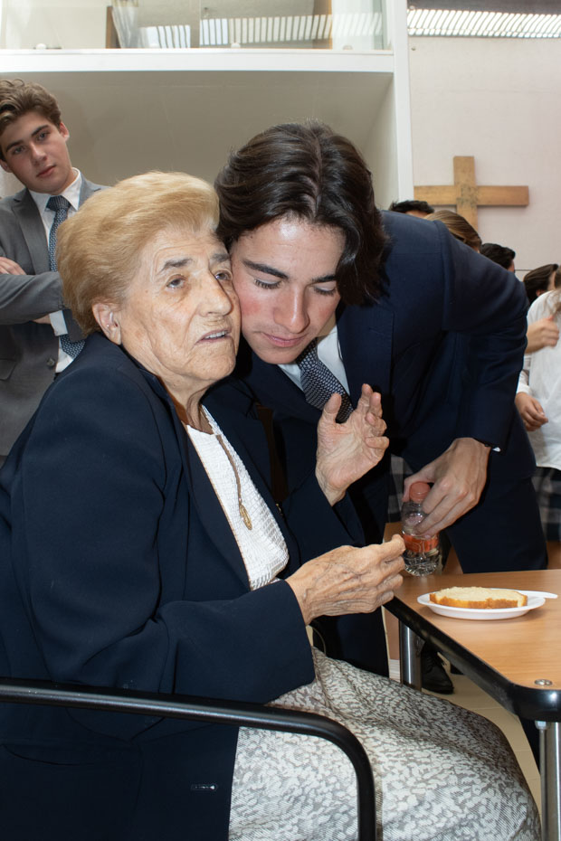 Ir a la Siguiente Foto