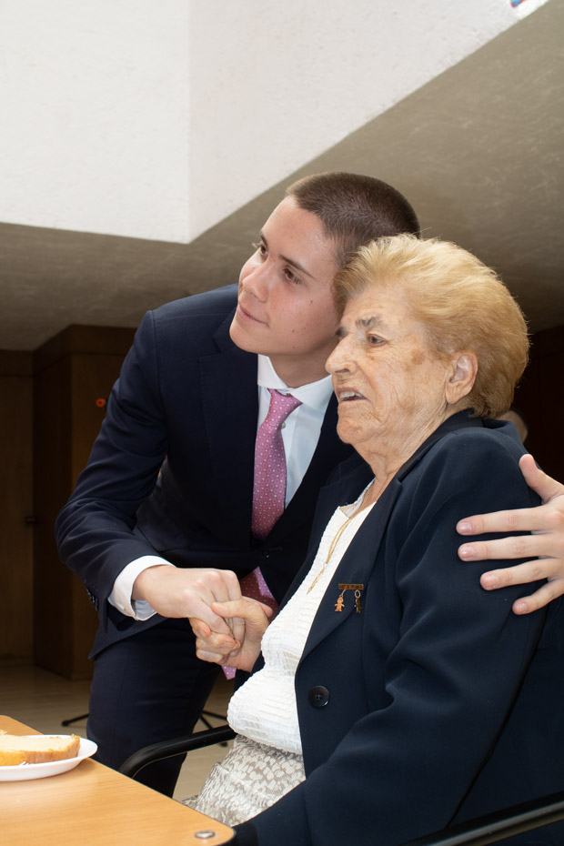 Ir a la Siguiente Foto