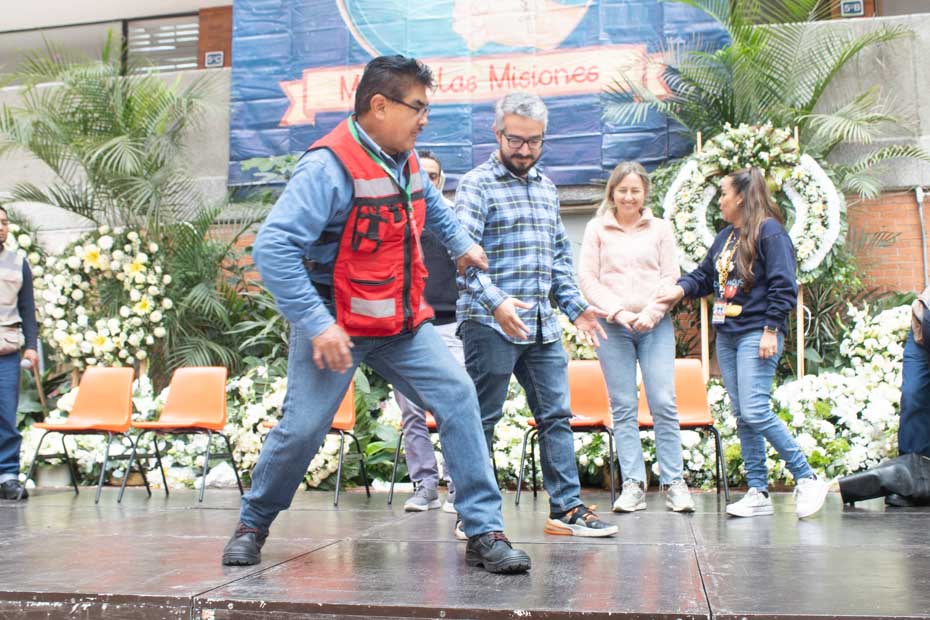 Ir a la Siguiente Foto