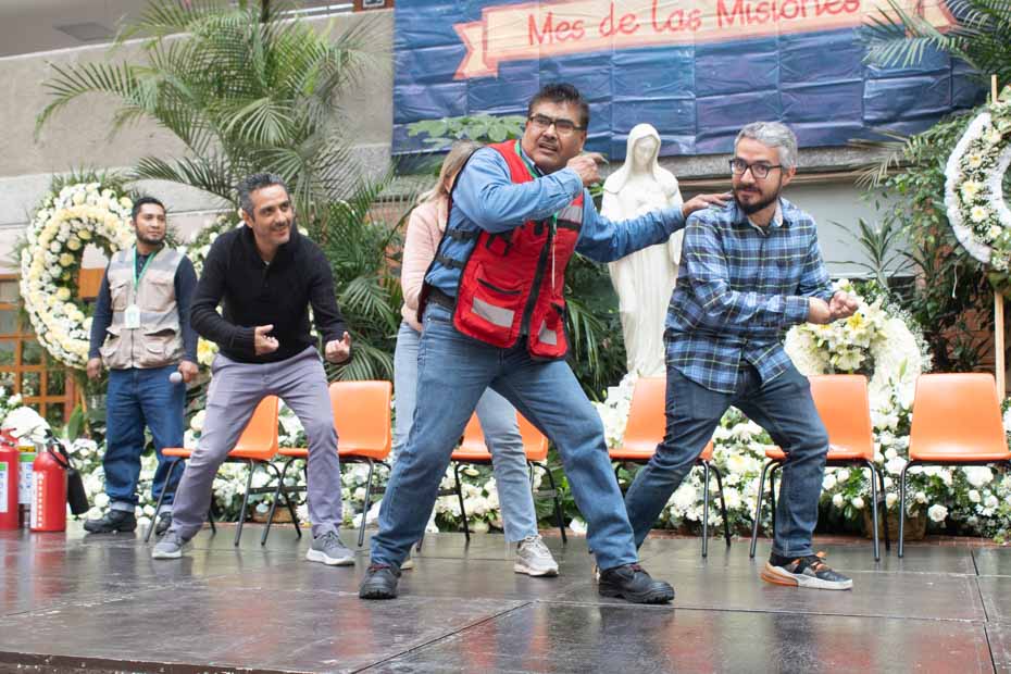 Ir a la Siguiente Foto