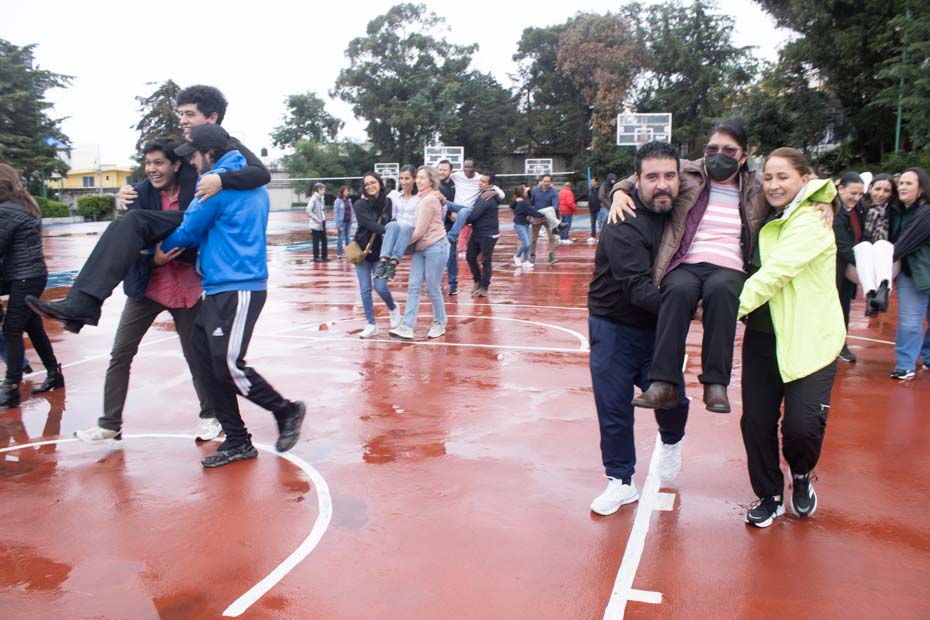Ir a la Siguiente Foto