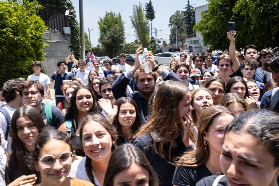 Ir a la Siguiente Foto