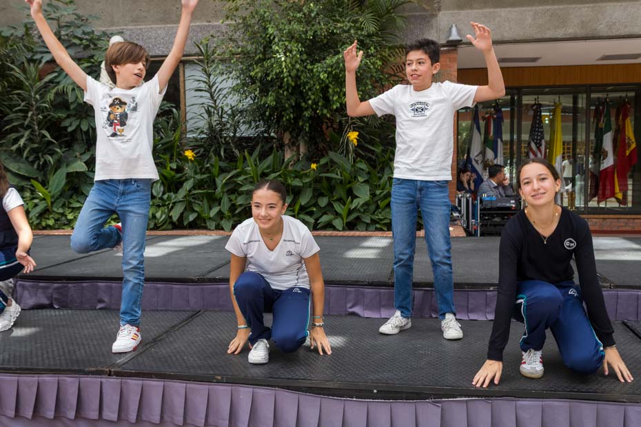 Ir a la Siguiente Foto