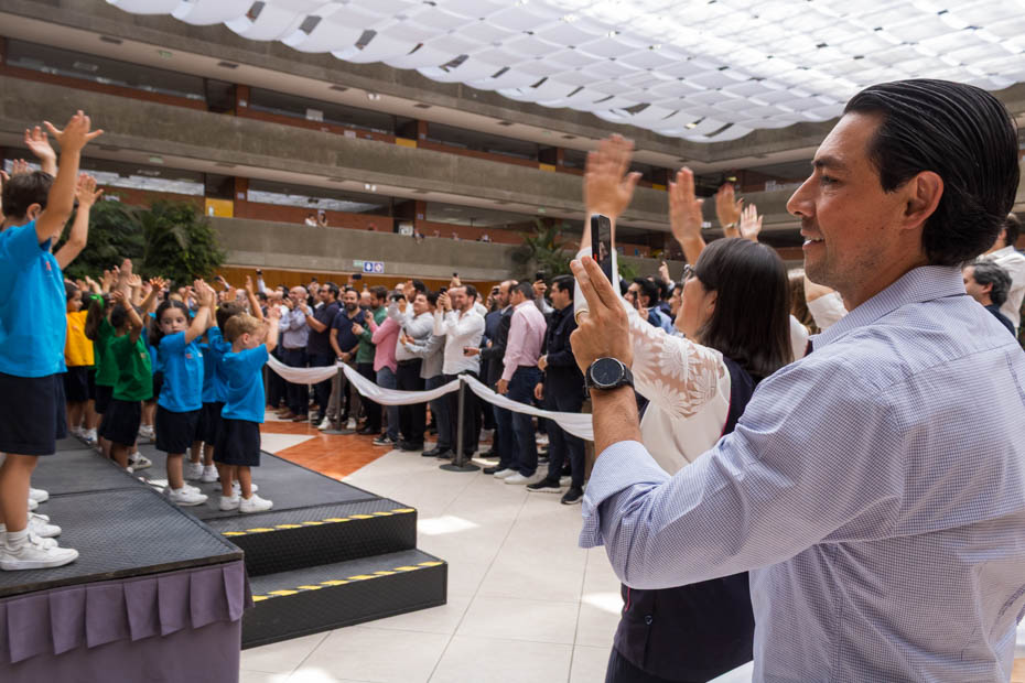 Ir a la Siguiente Foto