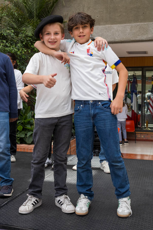 Ir a la Siguiente Foto