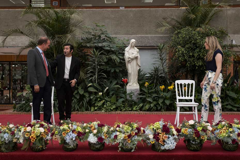 Ir a la Siguiente Foto