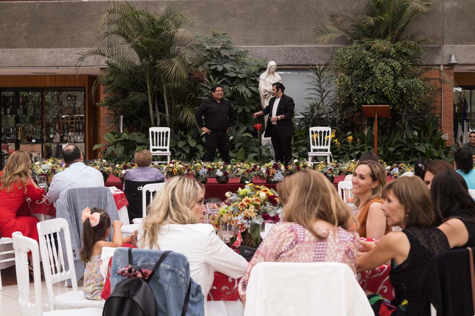 Ir a la Siguiente Foto