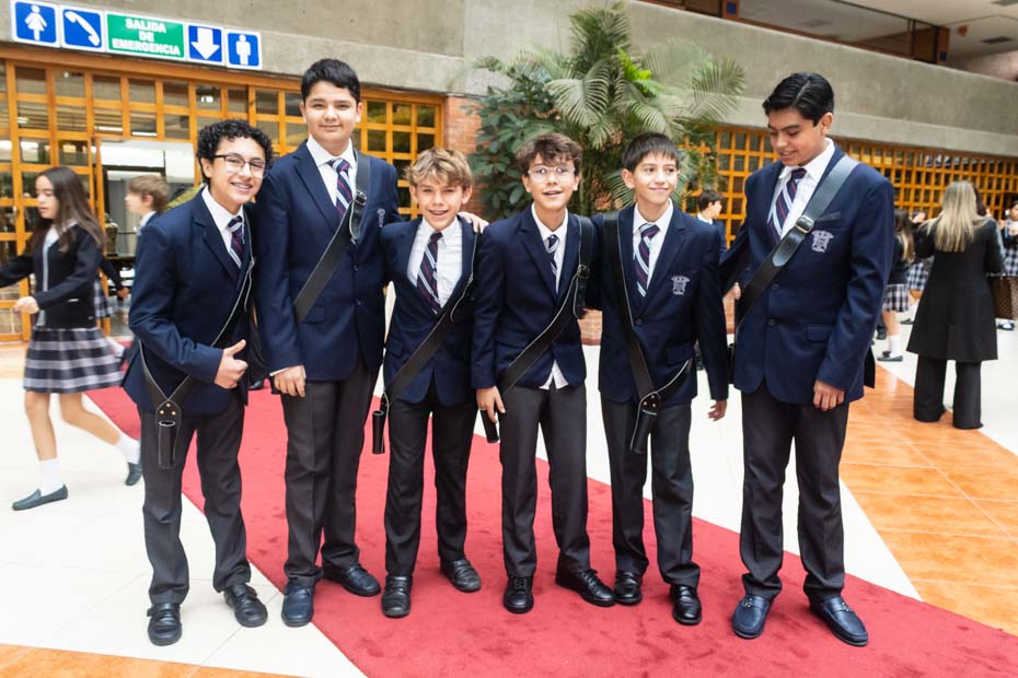 Ir a la Siguiente Foto