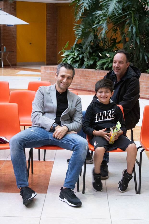 Ir a la Siguiente Foto