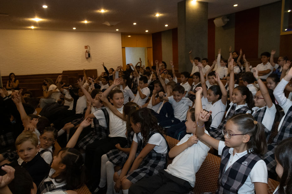 Ir a la Siguiente Foto