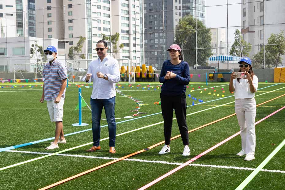 Ir a la Siguiente Foto