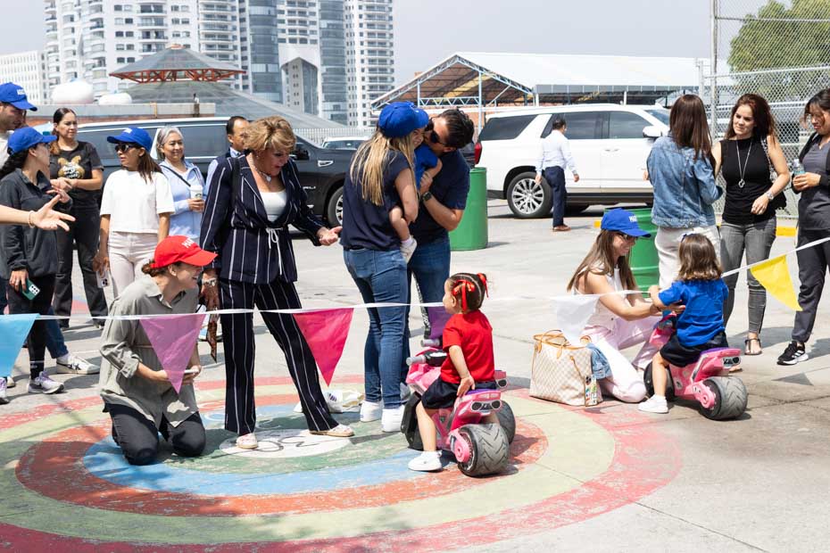 Ir a la Siguiente Foto