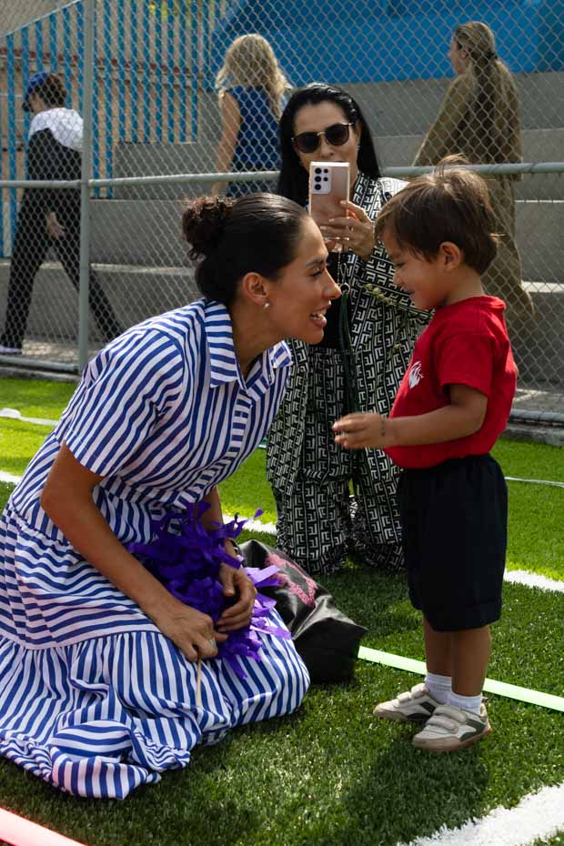 Ir a la Siguiente Foto