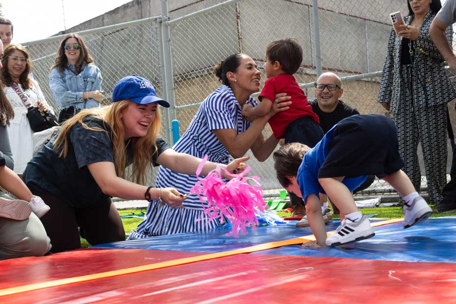 Ir a la Siguiente Foto