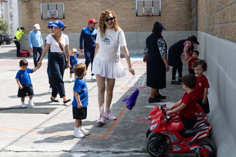 Ir a la Siguiente Foto