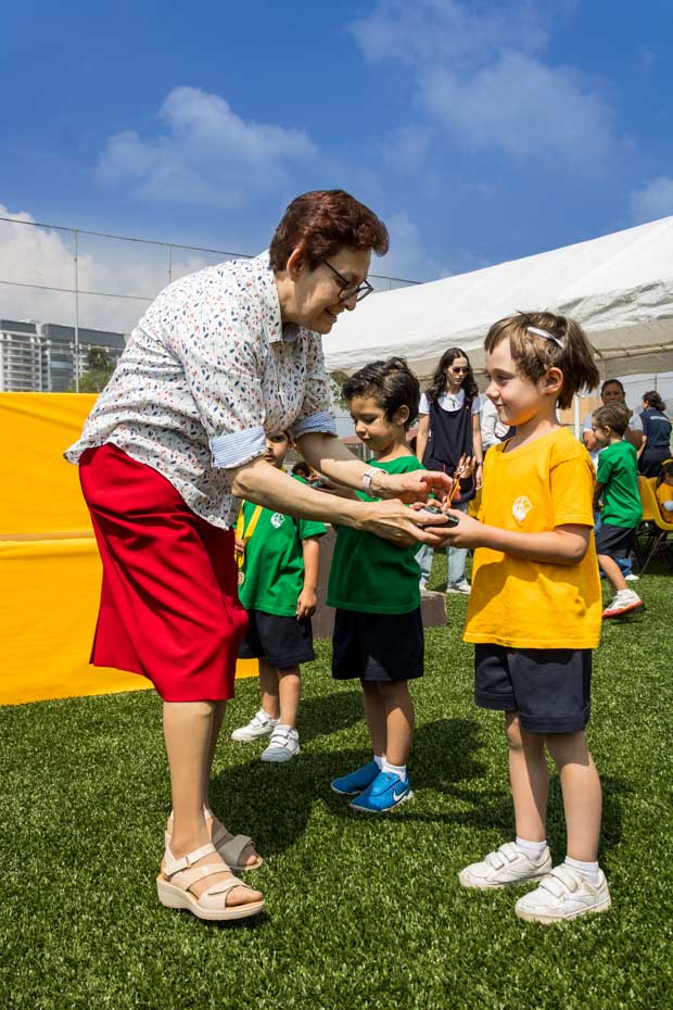 Ir a la Siguiente Foto