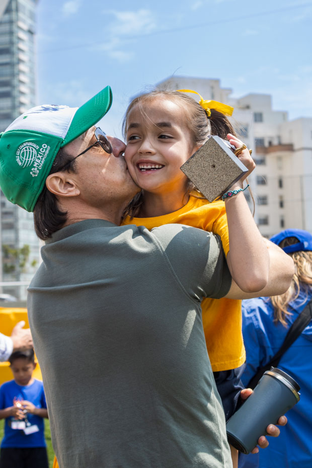 Ir a la Siguiente Foto