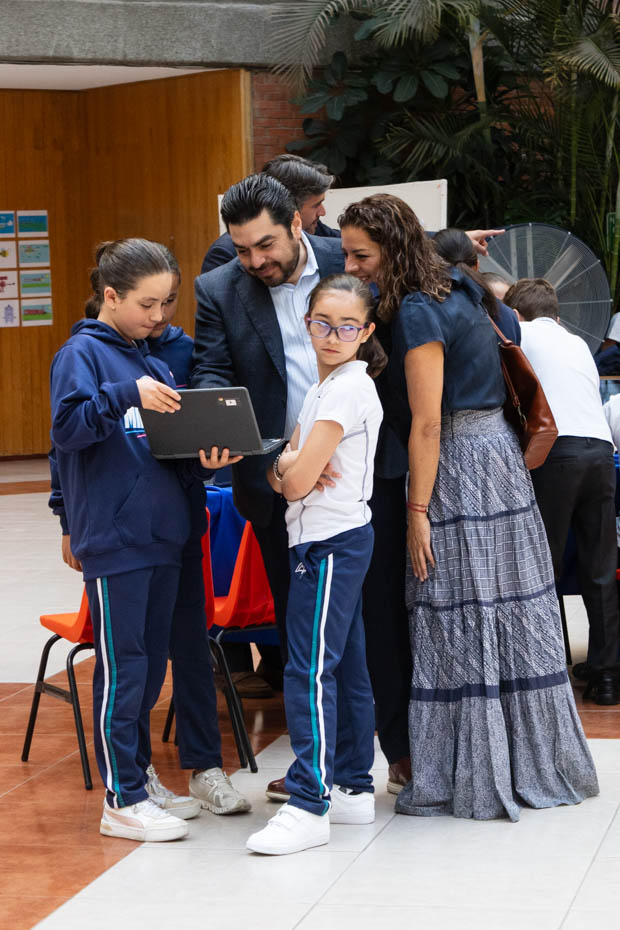 Ir a la Siguiente Foto