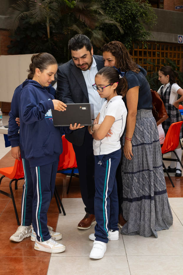 Ir a la Siguiente Foto