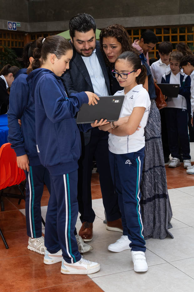 Ir a la Siguiente Foto