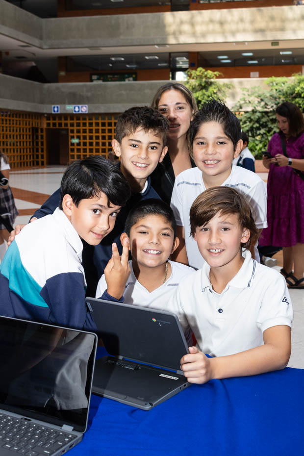 Ir a la Siguiente Foto