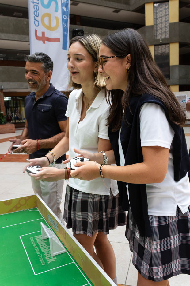 Ir a la Siguiente Foto