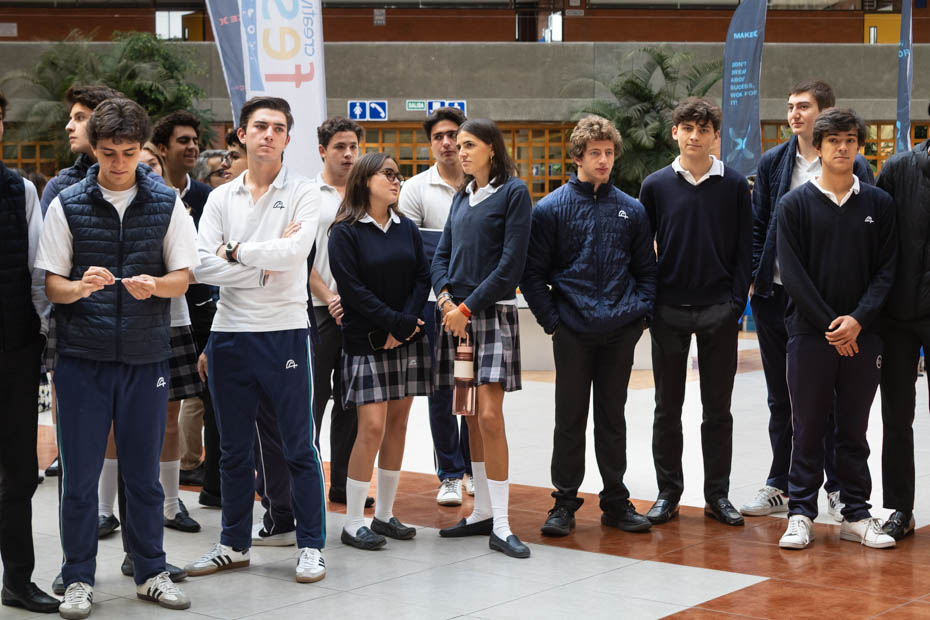 Ir a la Siguiente Foto