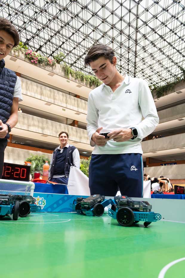 Ir a la Siguiente Foto