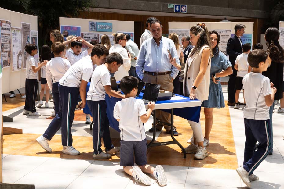 Ir a la Siguiente Foto