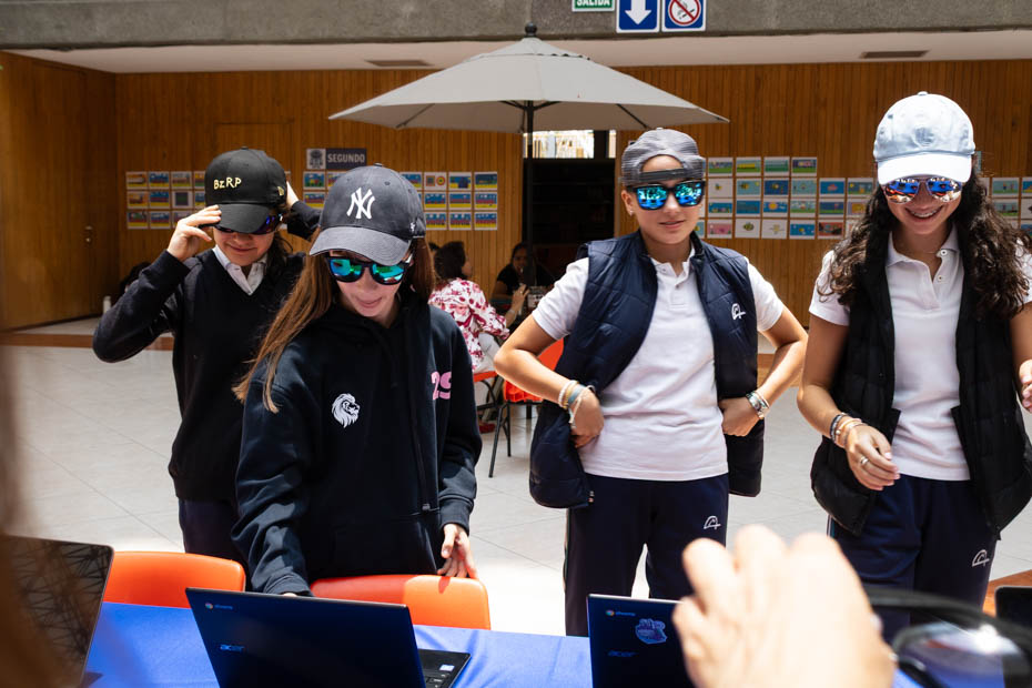 Ir a la Siguiente Foto