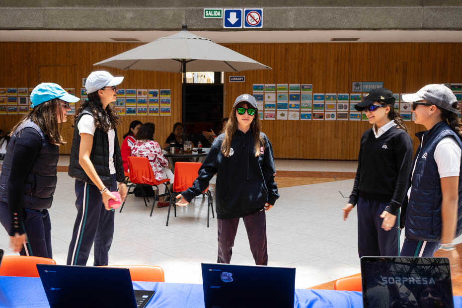 Ir a la Siguiente Foto