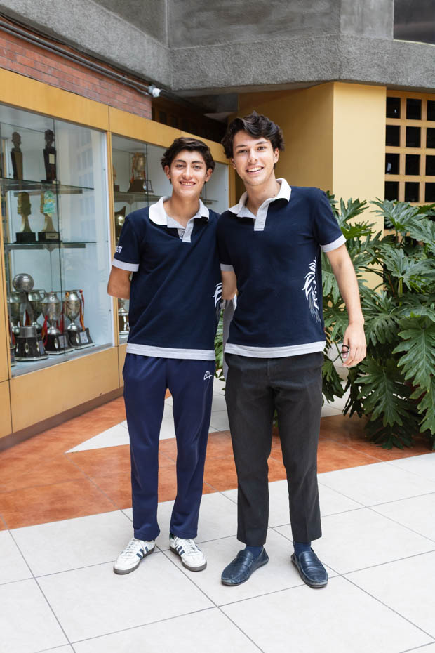 Ir a la Siguiente Foto