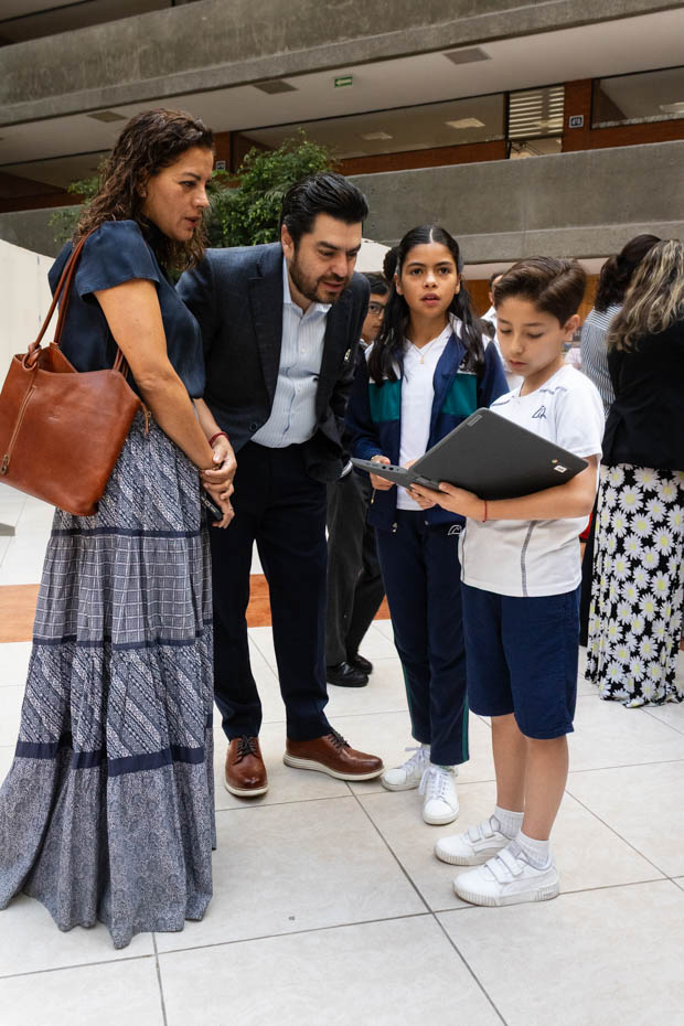 Ir a la Siguiente Foto