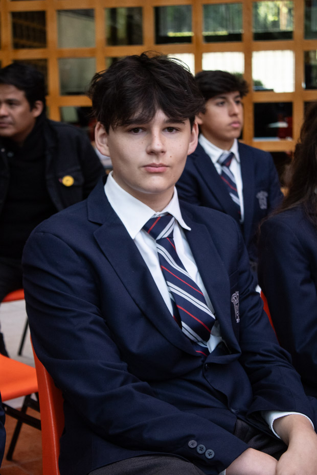 Ir a la Siguiente Foto