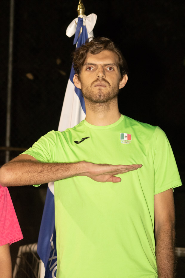 Ir a la Siguiente Foto