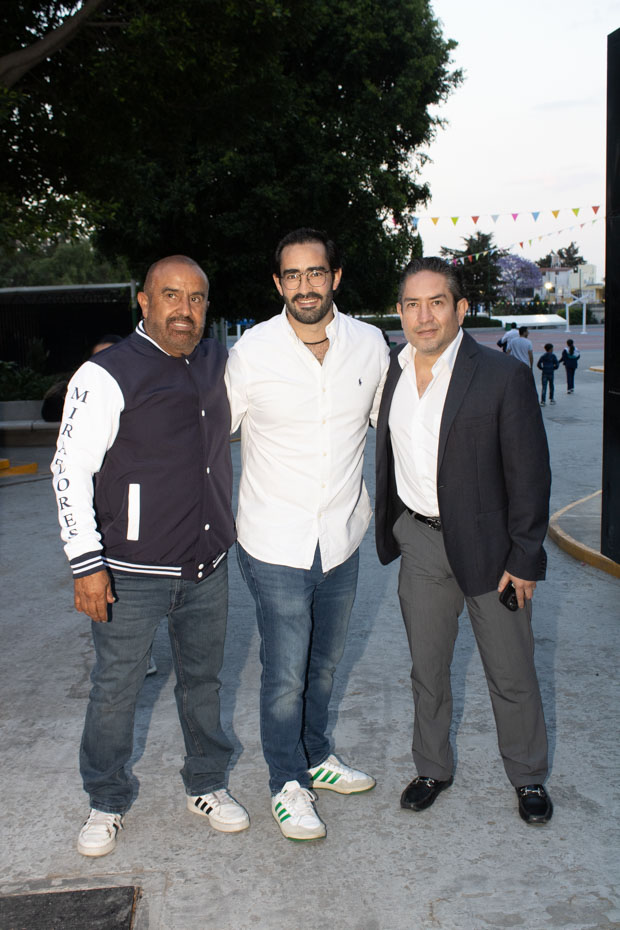 Ir a la Siguiente Foto