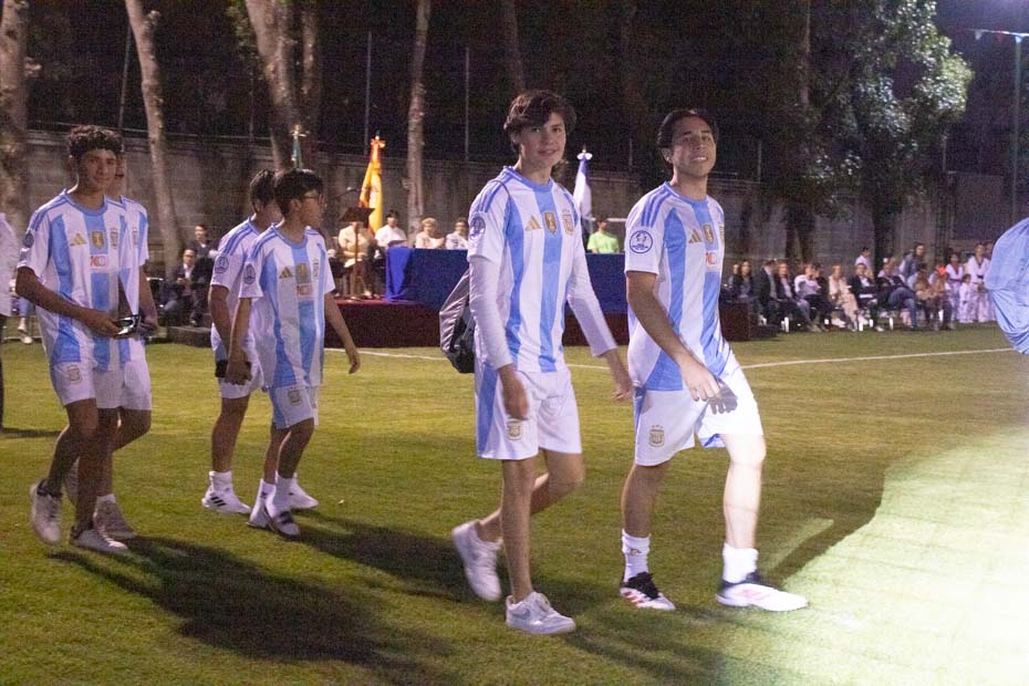 Ir a la Siguiente Foto