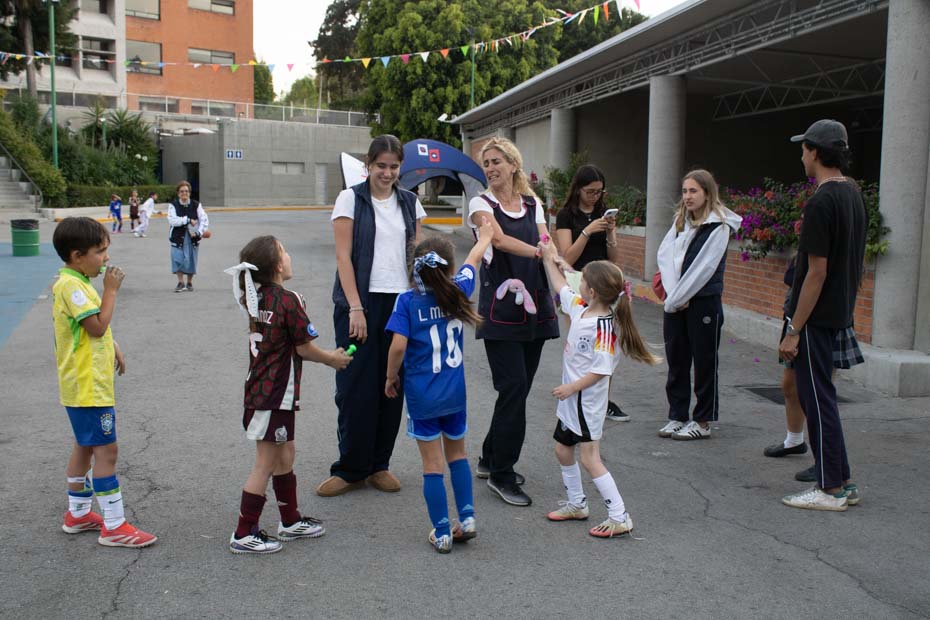 Ir a la Siguiente Foto