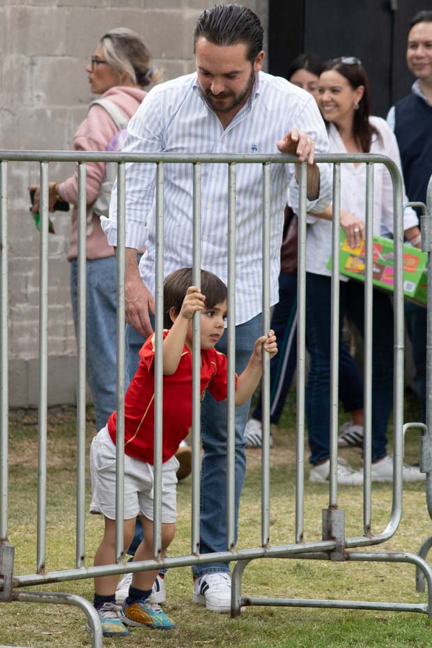 Ir a la Siguiente Foto