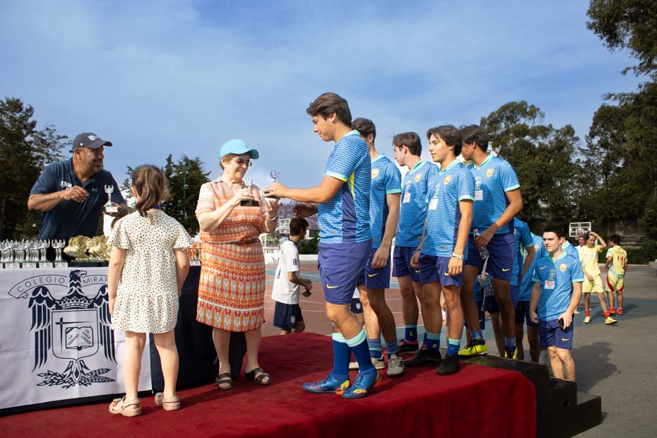 Ir a la Siguiente Foto