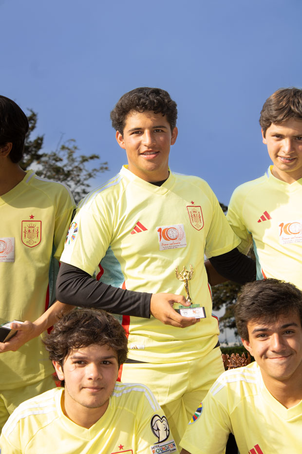 Ir a la Siguiente Foto