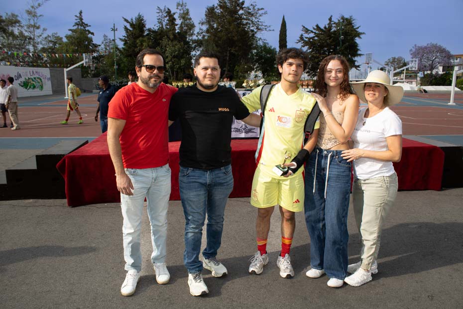 Ir a la Siguiente Foto