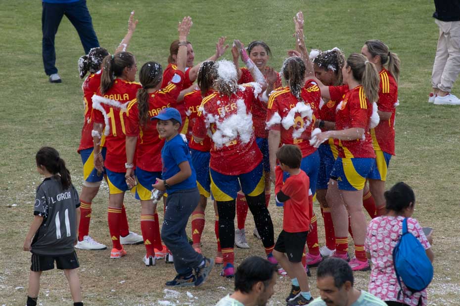 Ir a la Siguiente Foto