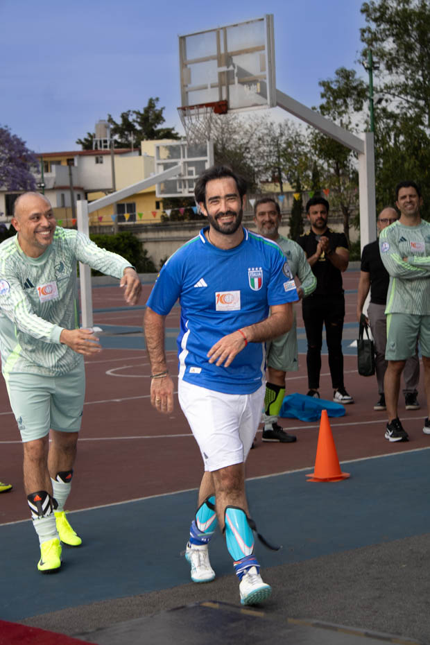 Ir a la Siguiente Foto