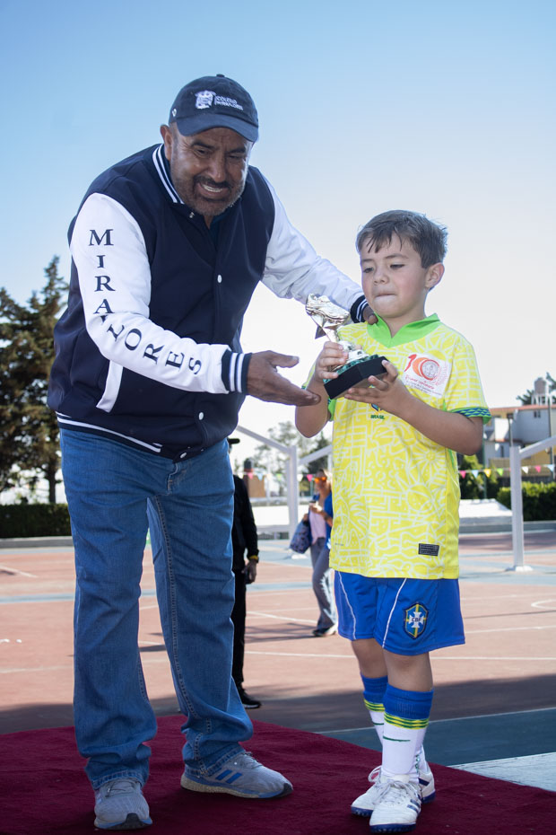 Ir a la Siguiente Foto