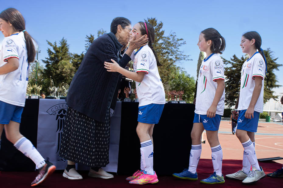 Ir a la Siguiente Foto