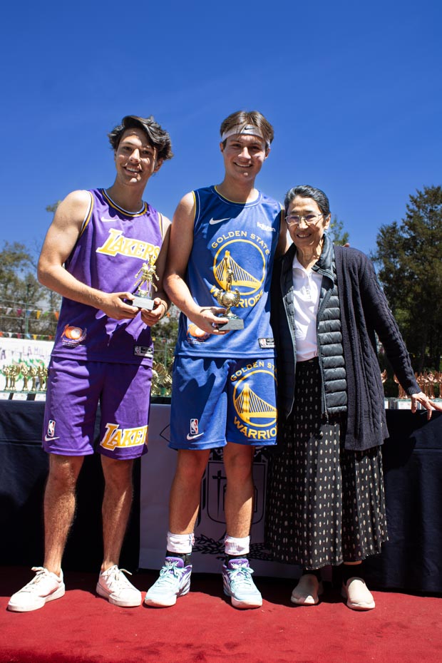 Ir a la Siguiente Foto