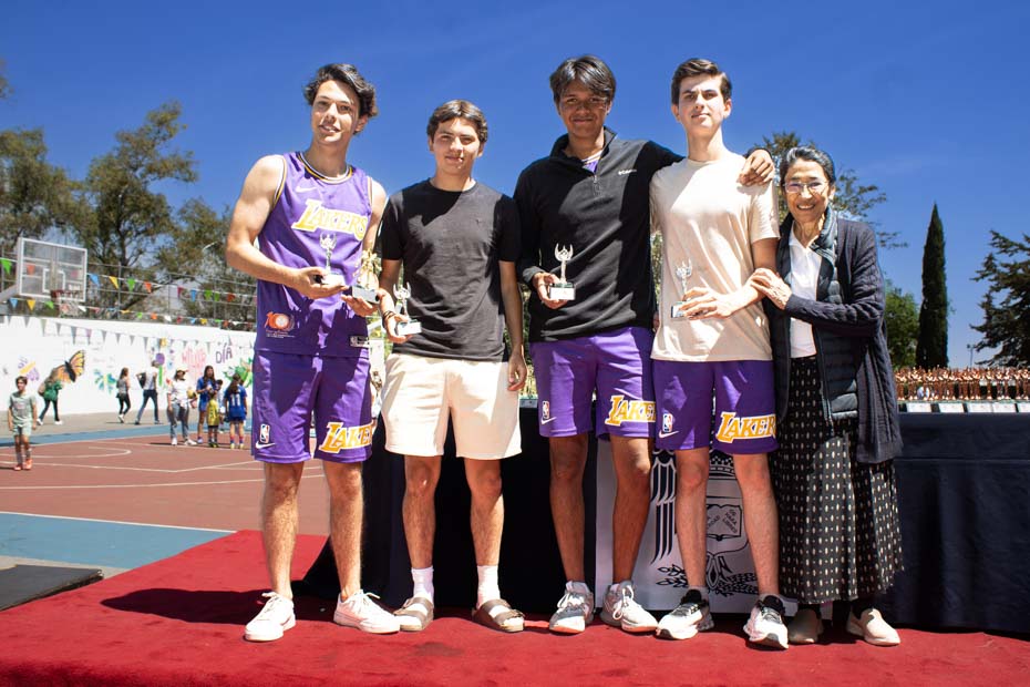 Ir a la Siguiente Foto